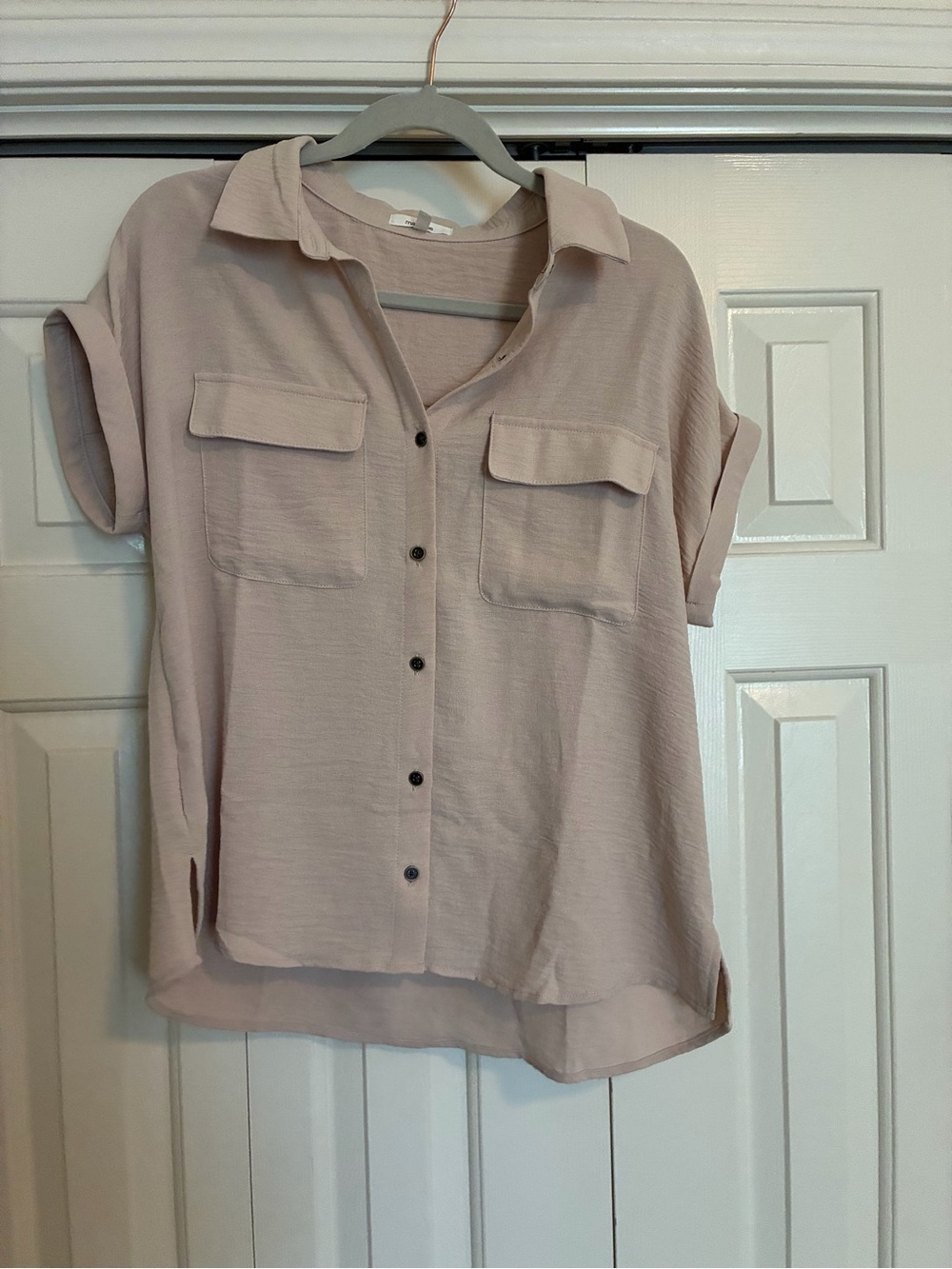 Maurices Soft Light Mauve Button-Down Short Sleeve Shirt